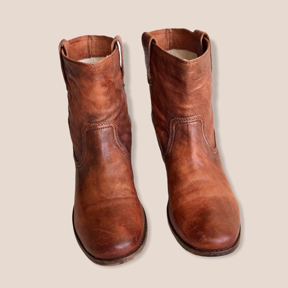 Frye Anna Short Cognac Leather Pull On Cute Boots - Picture 9 of 14